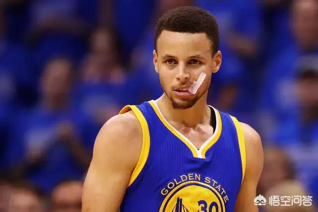 中国男篮将重新组队备战亚运 李凯尔周琦缺席